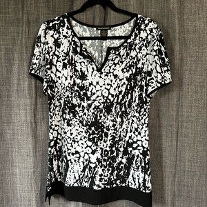 Susan Lawrence black and white short sleeve tunic blouse size XL